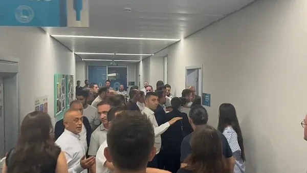 Üsküdar Belediyesi'nde başkanvekili seçiminde gerginlik! AK Parti grubu seçimi 22'ye 20 kazandığını belirtti...